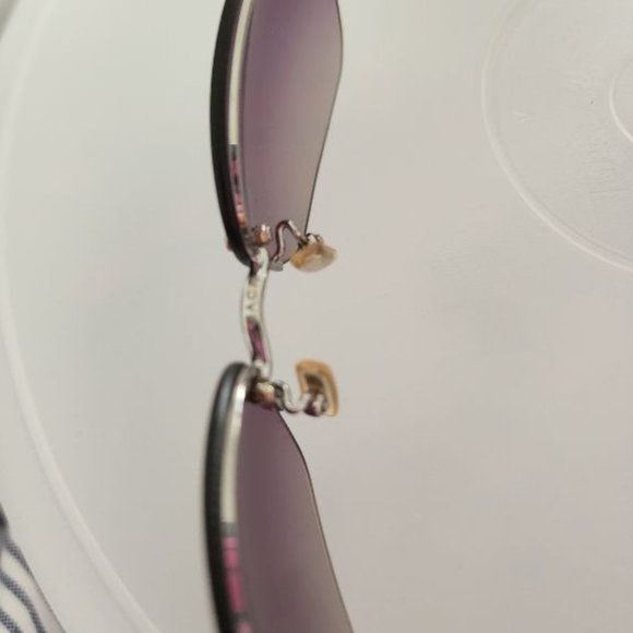 COACH ANASTASIA SUNGLASSES WITH CASE AND CLEANING RAG - Picture 5 of 9